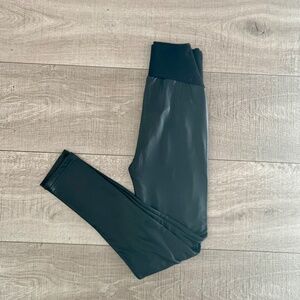 Maternity: Plush Liquid Double Layer Over-Belly Leggings  Color: Black Sz: S